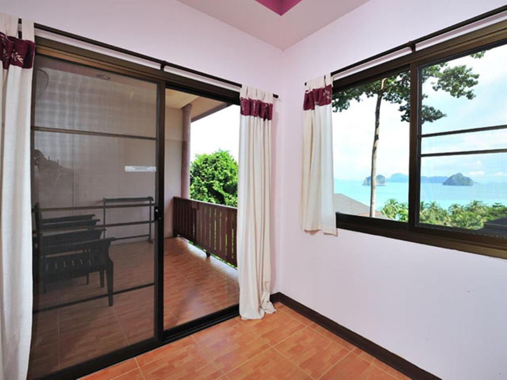 Resort Cliff Koh Ngai
