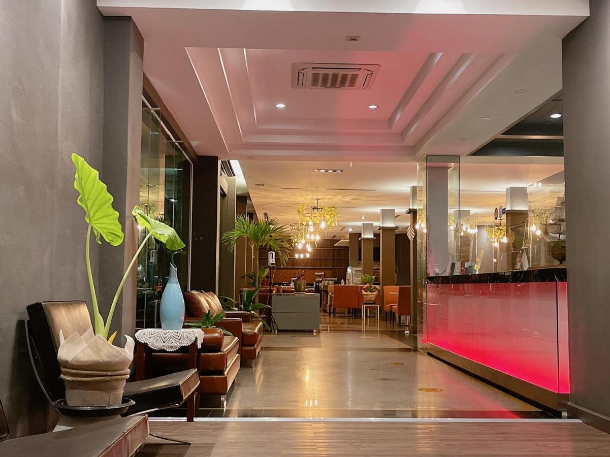 C & N Patong, Phuket Hotel