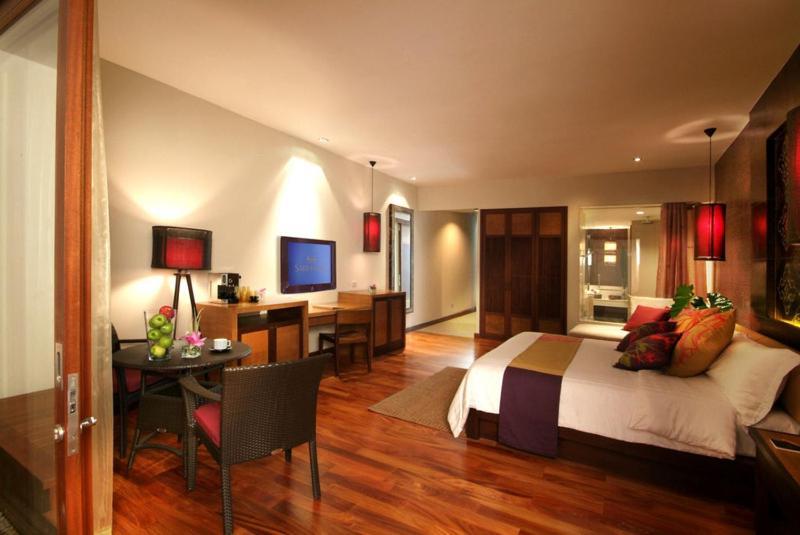 Resort Sareeraya & 5*