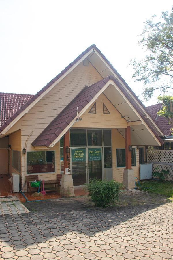 Lanta Village 4*