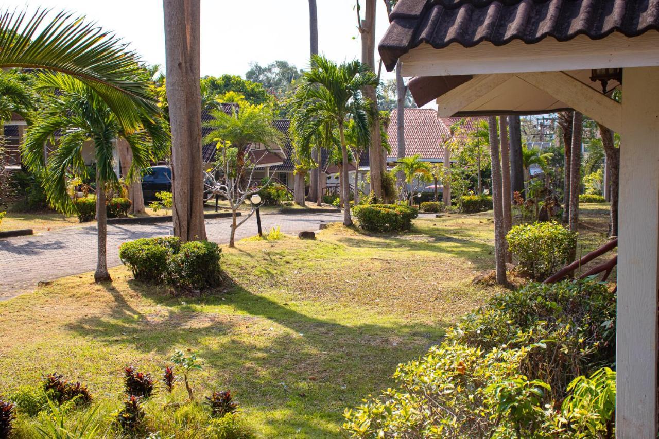 Lanta Village Hotel
