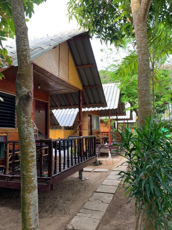 Guest house Montra Long
