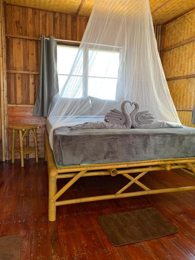 Montra Long Guest house *