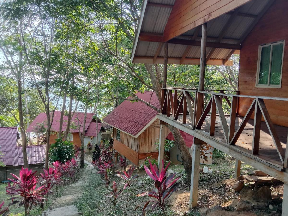 Kohjum Relax Guest house Koh Jum