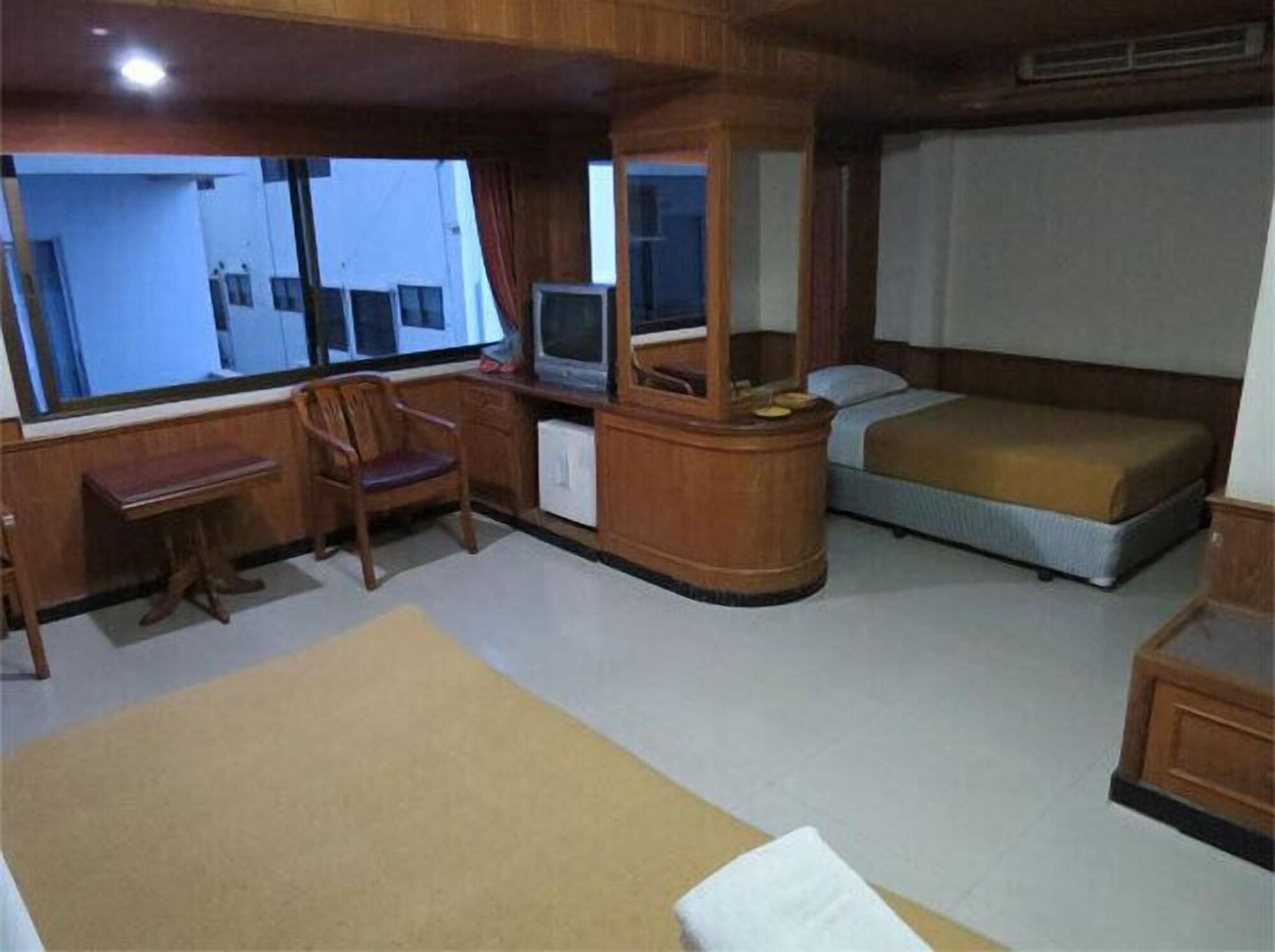 Hotel The A.a.