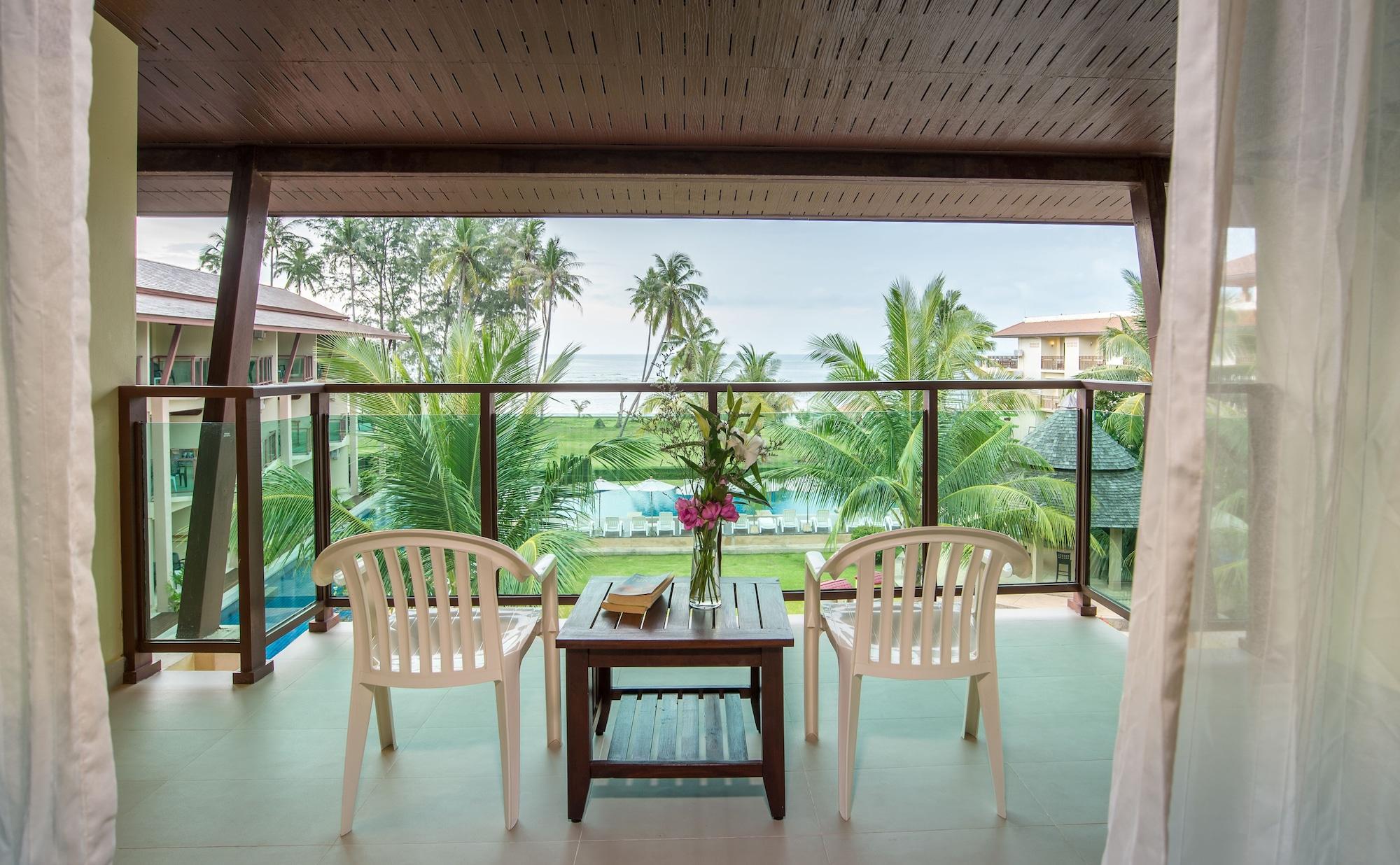 Lanta Pura Resort-sha Extra Resort