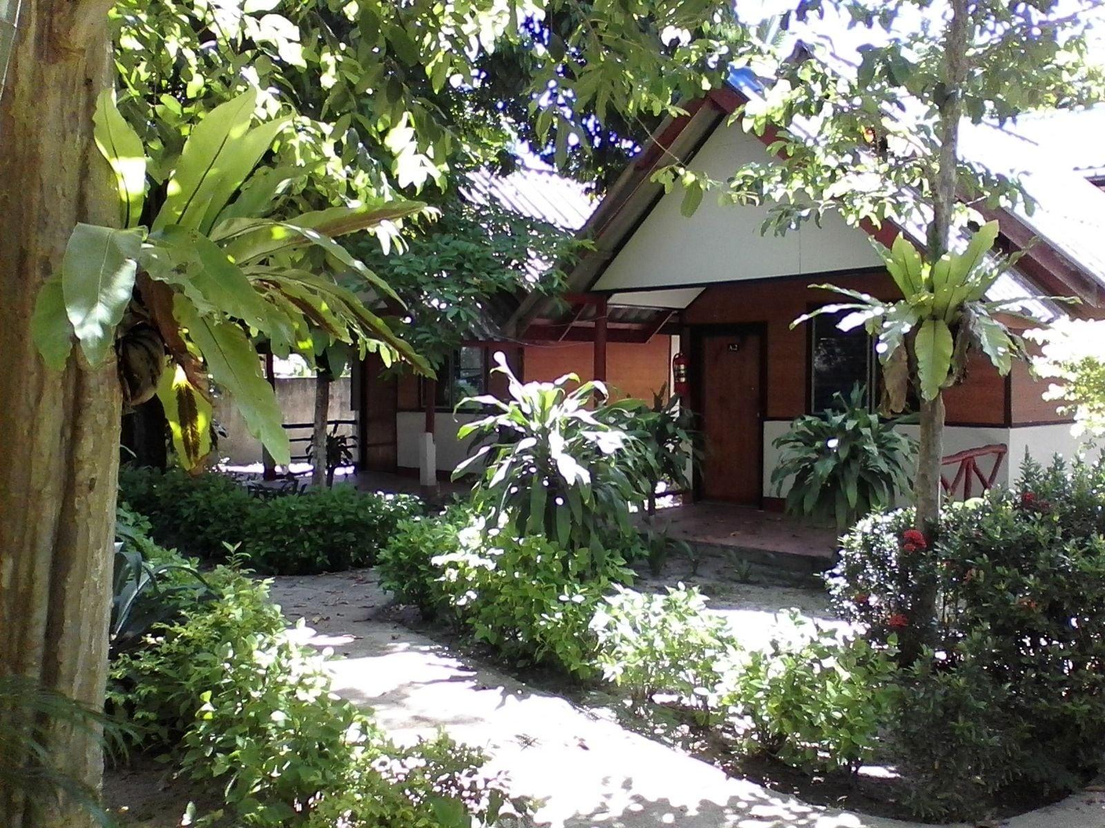 Lanta Sunny House