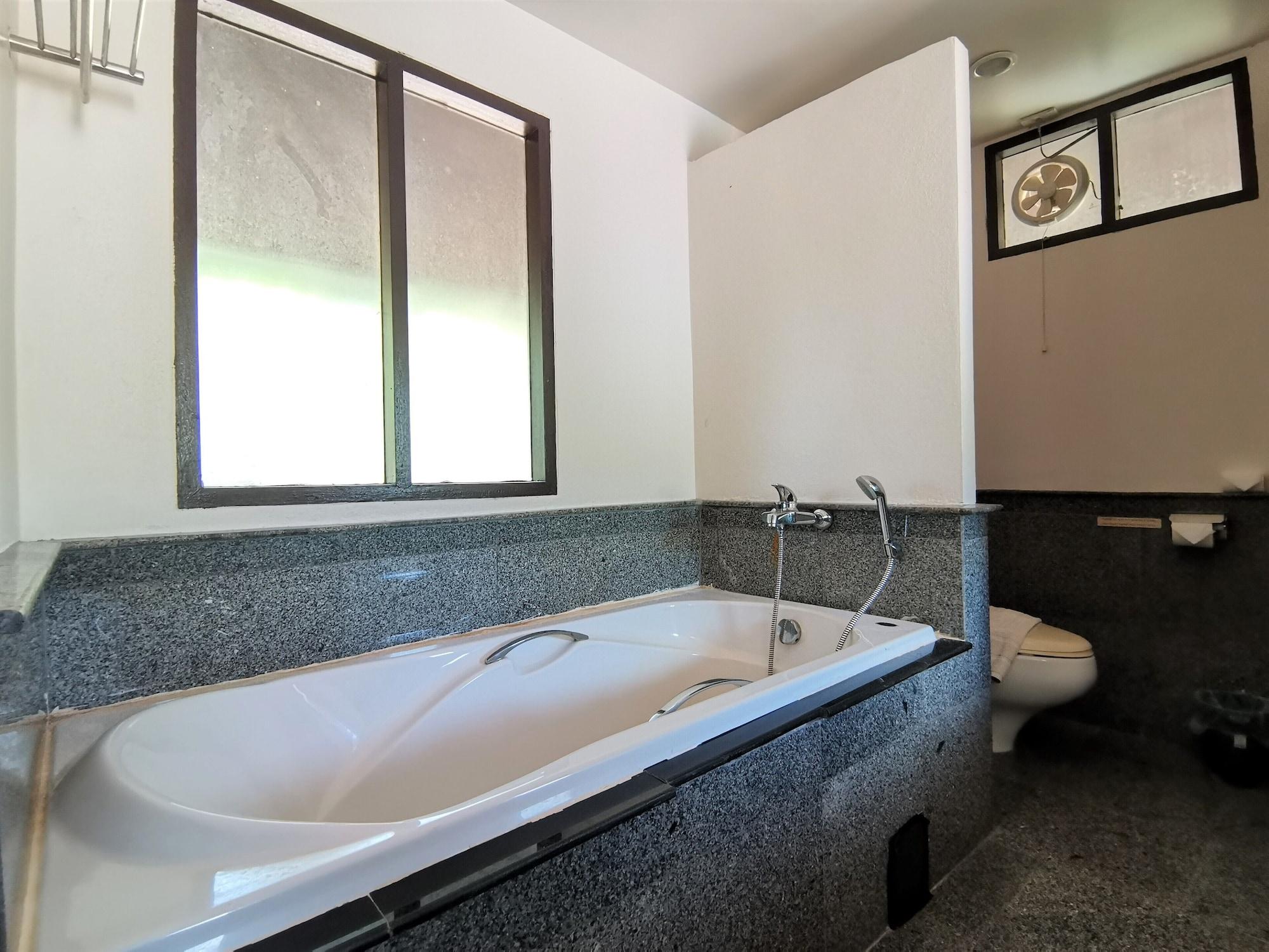 Resort Villa, Lanta 3*