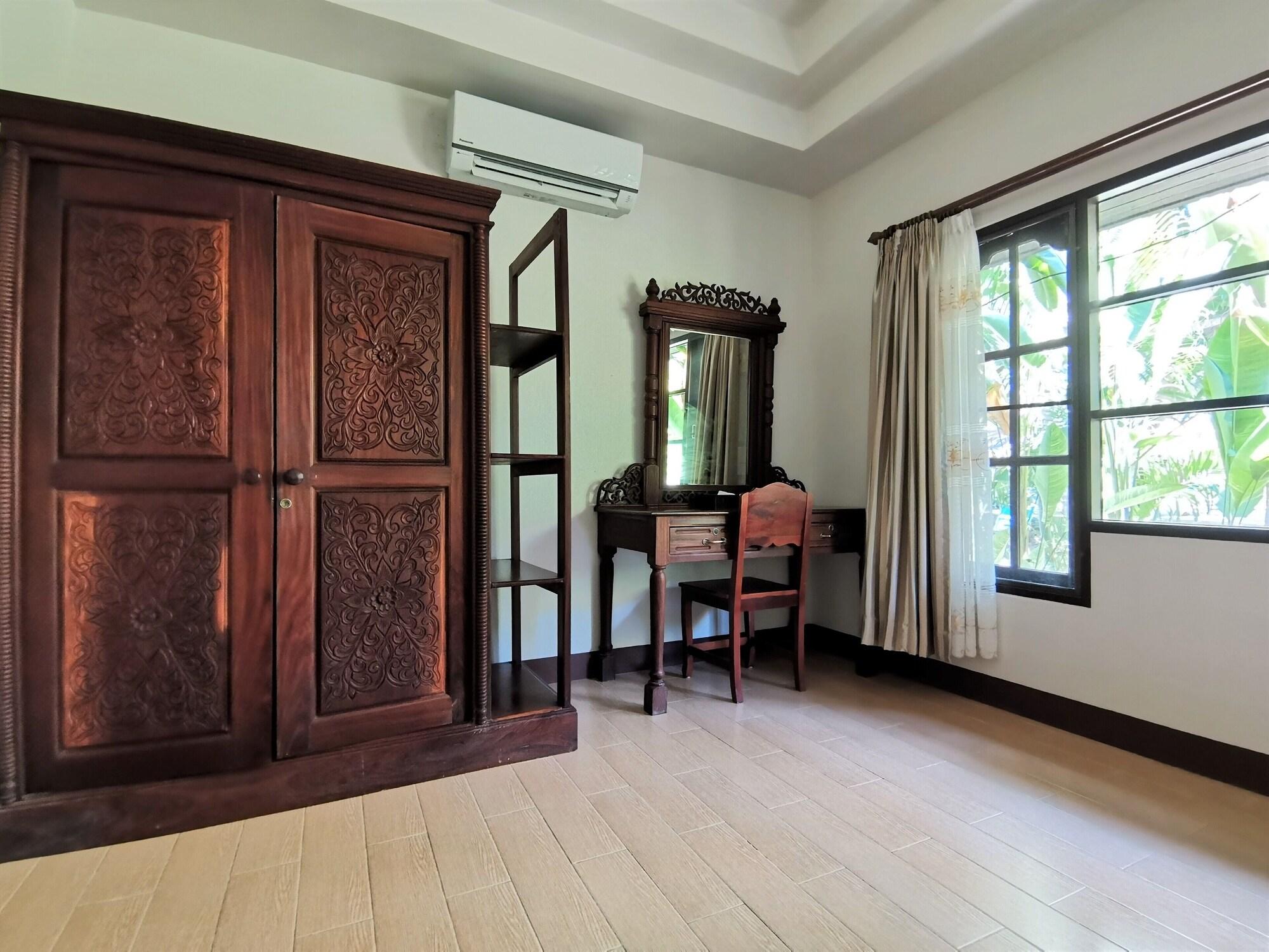 Villa, Lanta