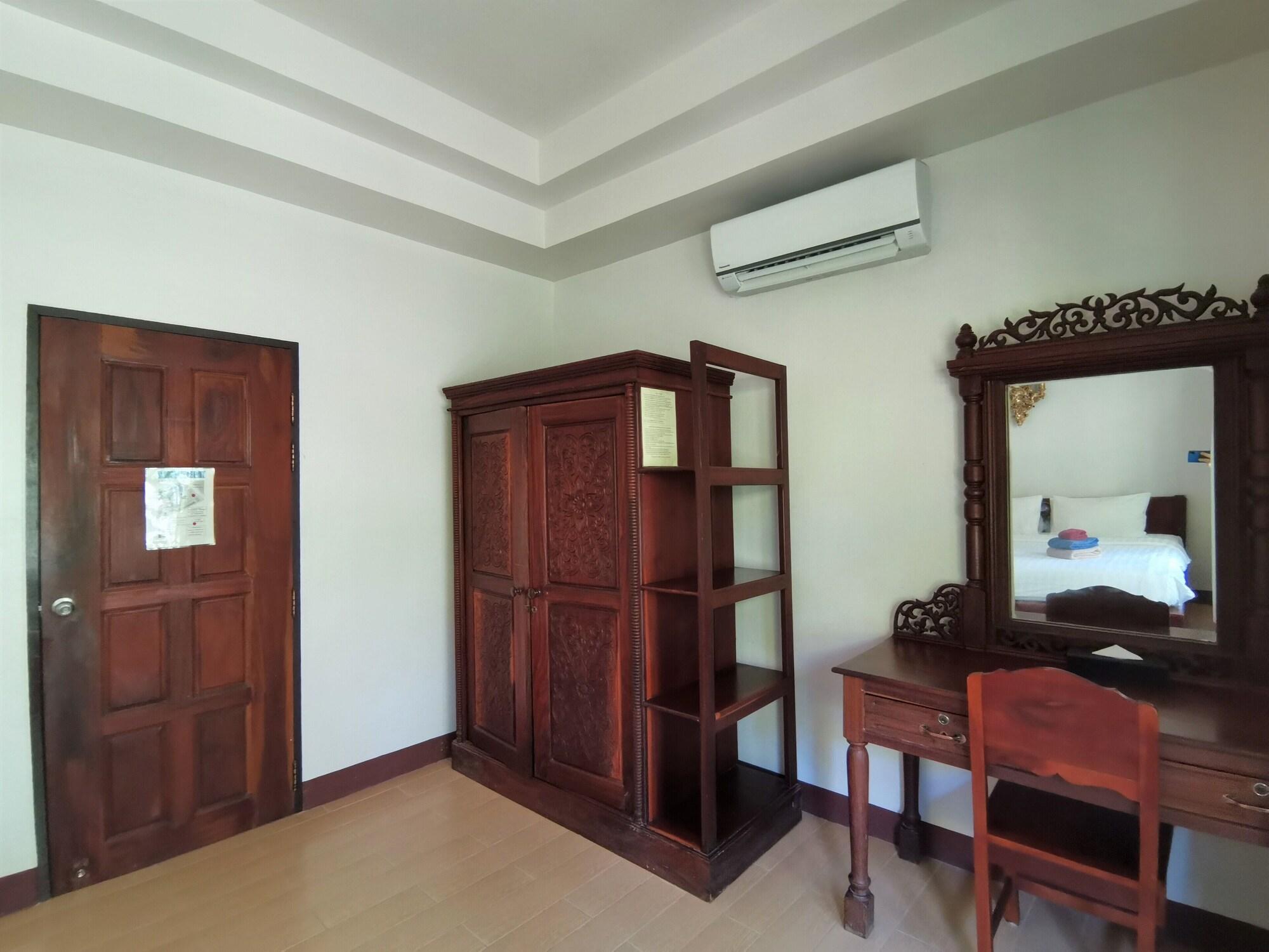 Villa, Lanta 3*