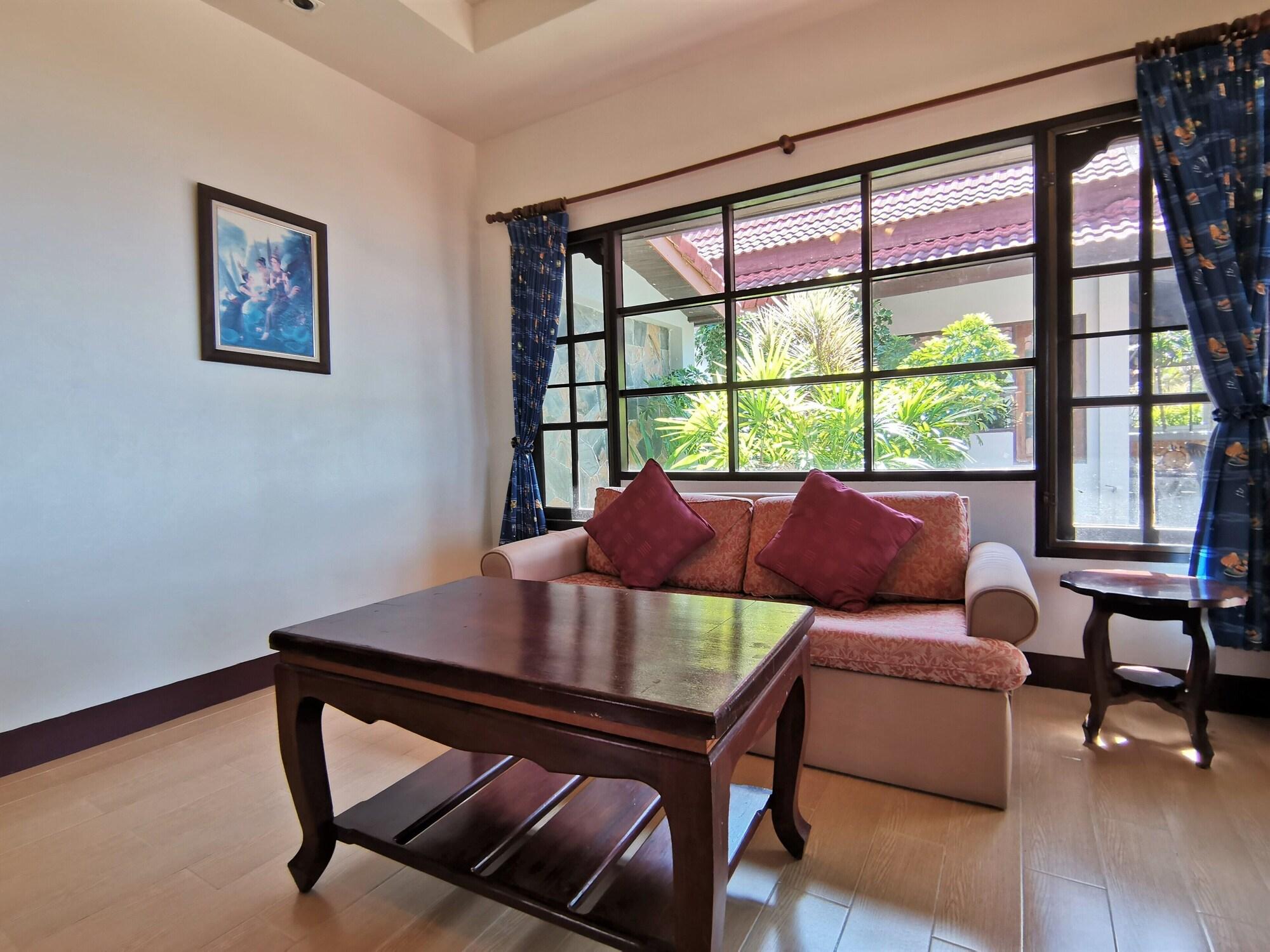 Resort Villa, Lanta 3*