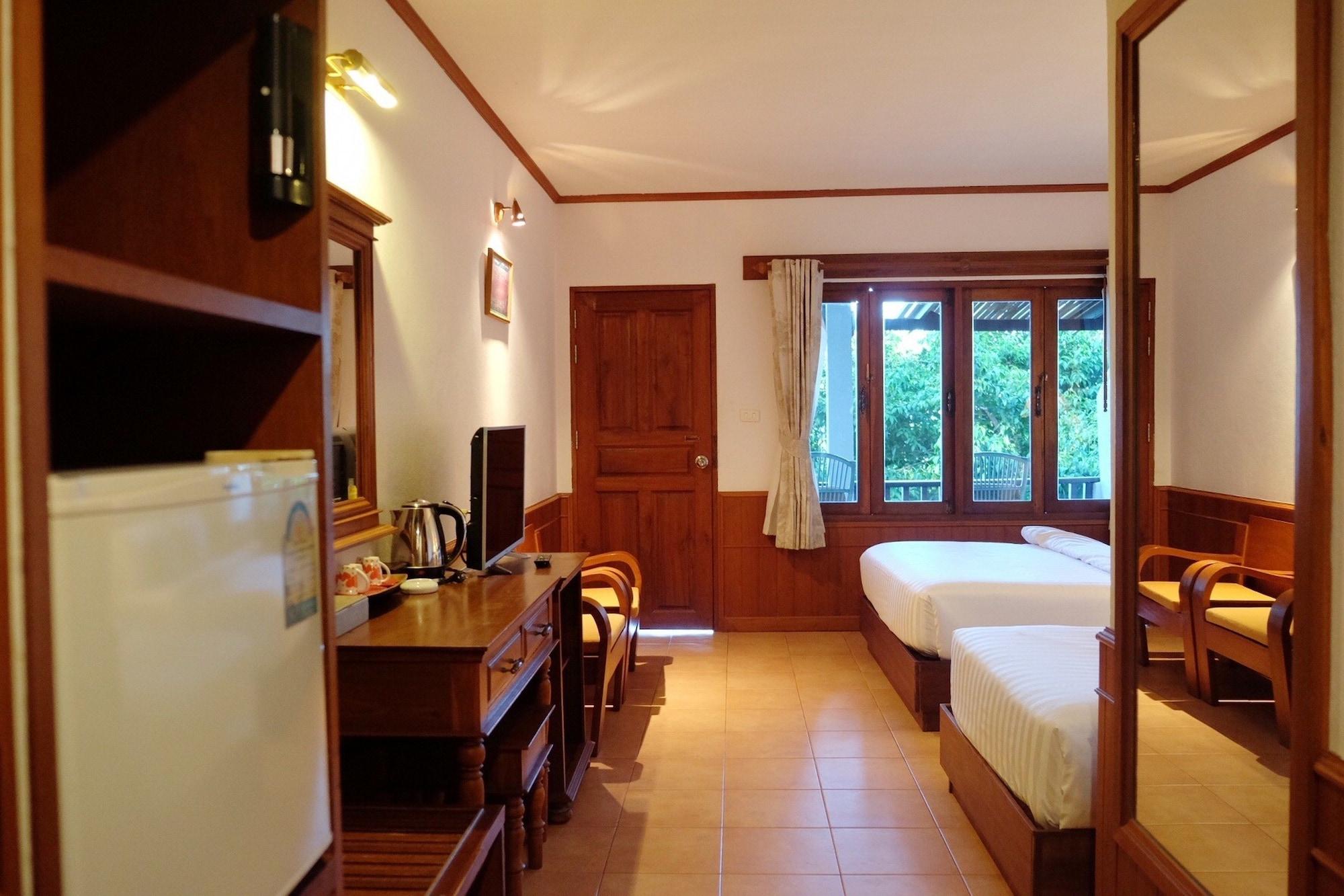 Coral Cliff Samui - Sha Resort