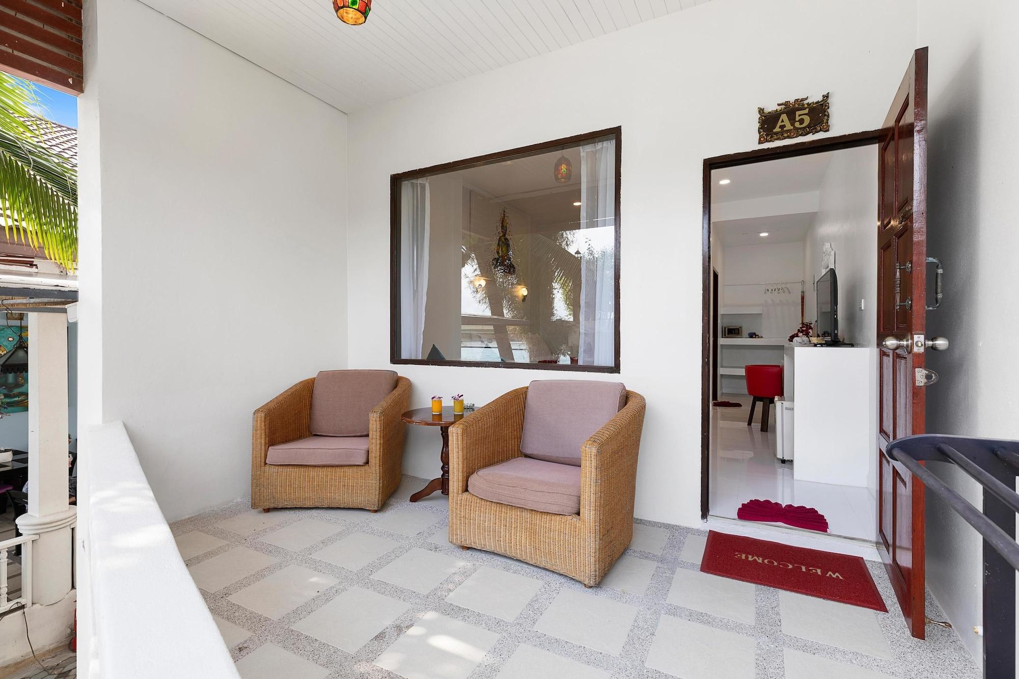 Crystal Bay Resort 3*