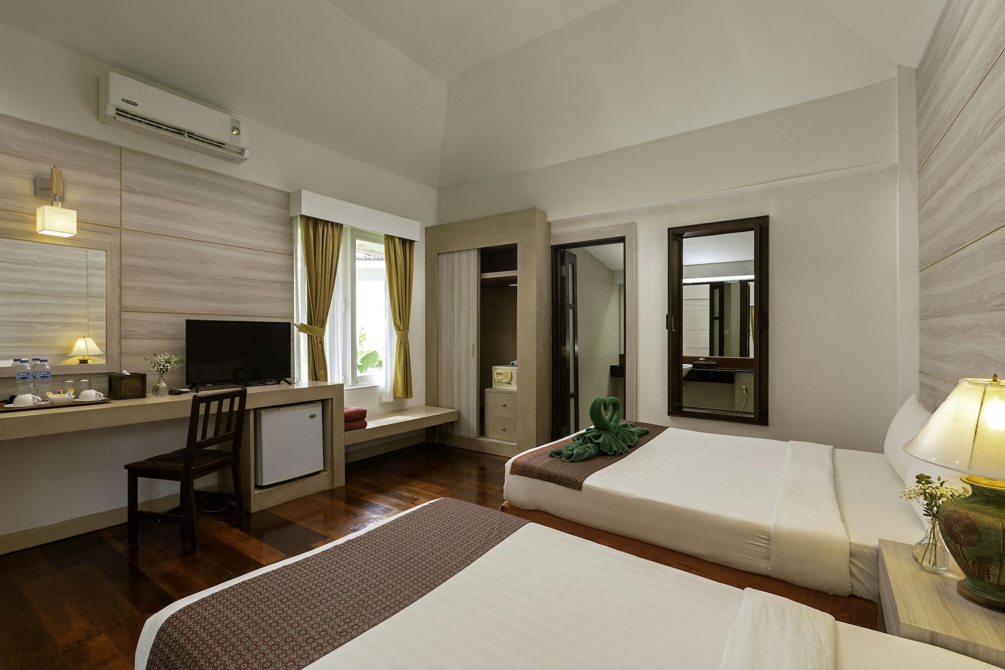 Nakara Long - Sha Extra 3* Koh Lanta