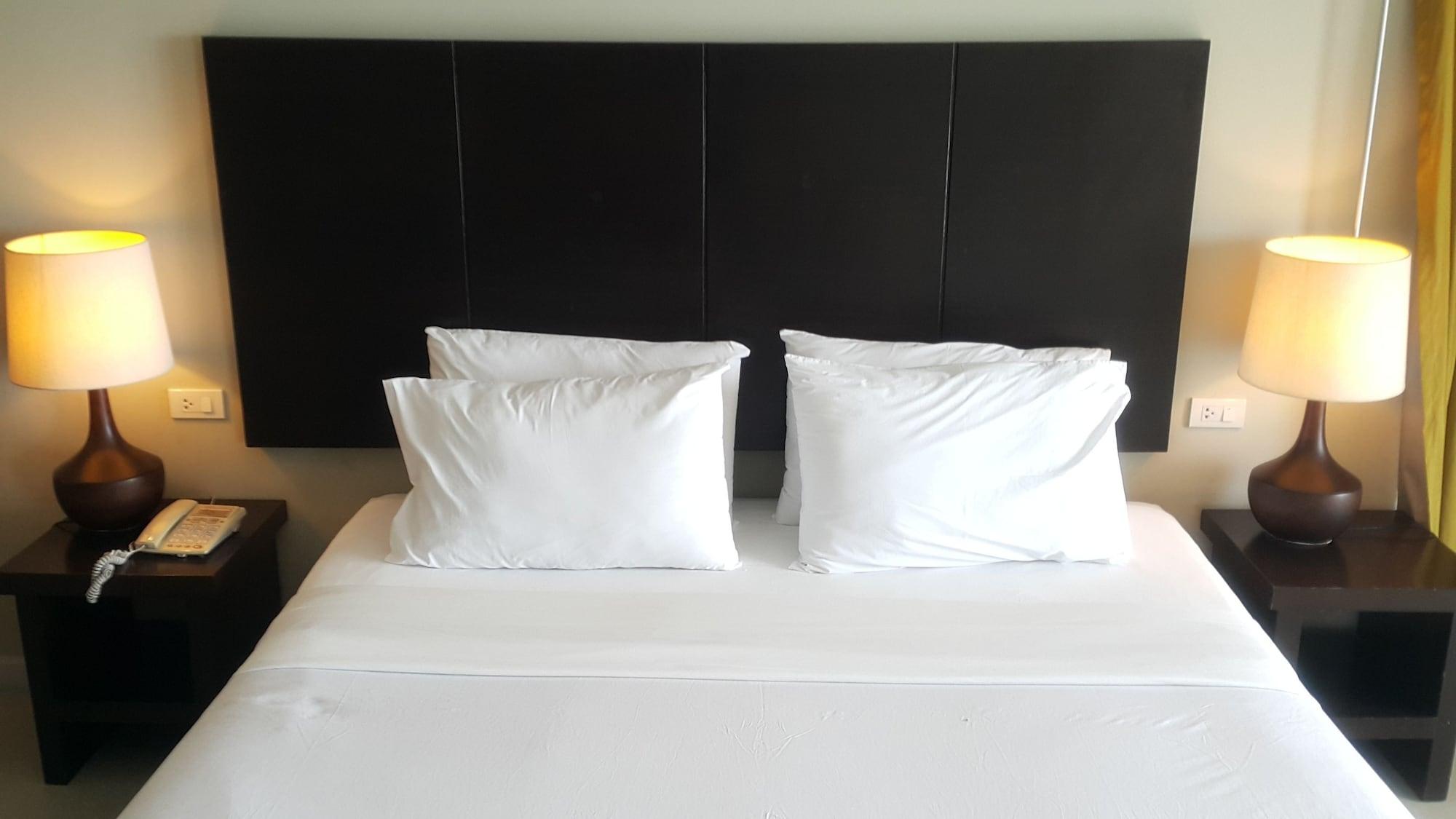 Summer Spring Hotel