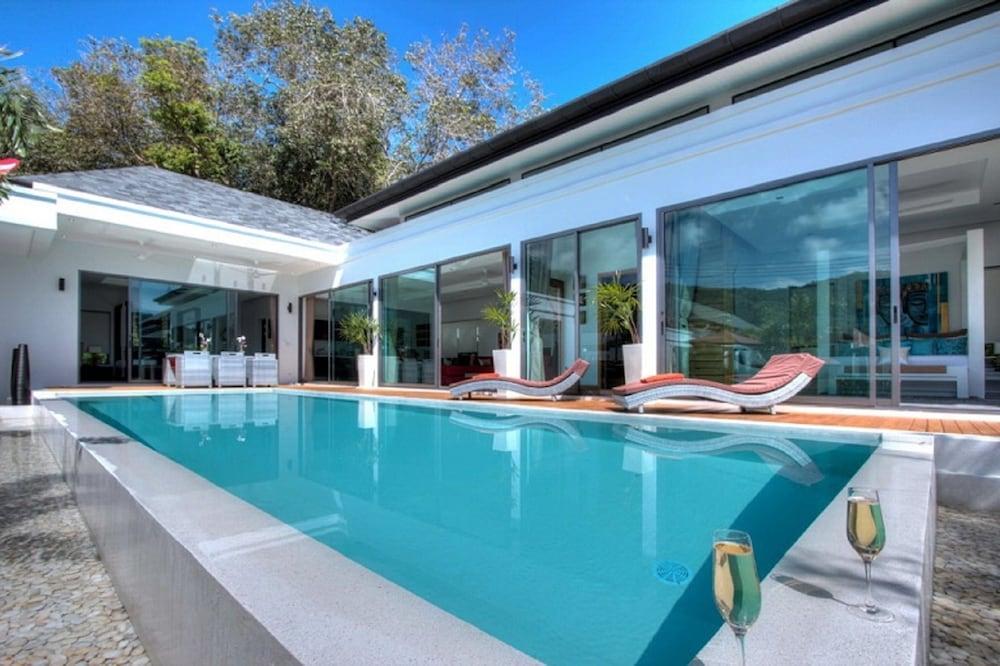 Zen Private Pool