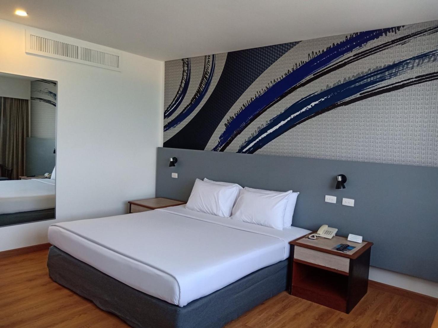 Ambassador Jomtien Pattaya - Marina Tower Wing Hotel