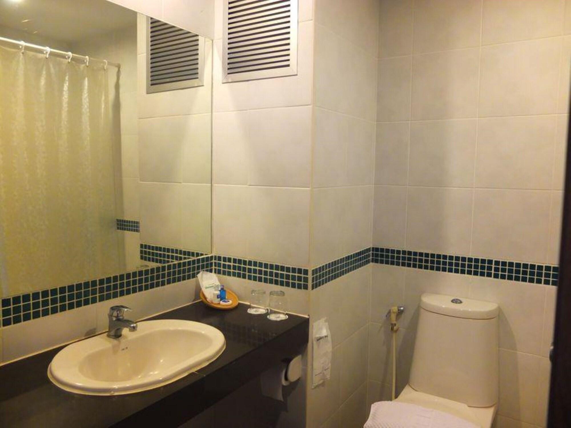 Hotel Naris Art