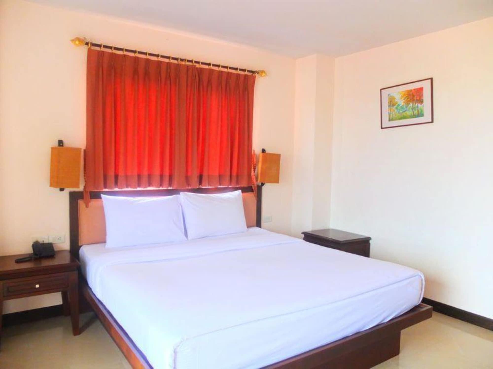 Naris Art Hotel