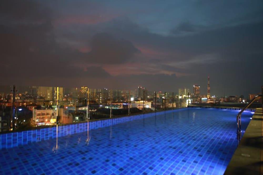 Hotel Levana Pattaya Hotel - Sha Extra Plus
