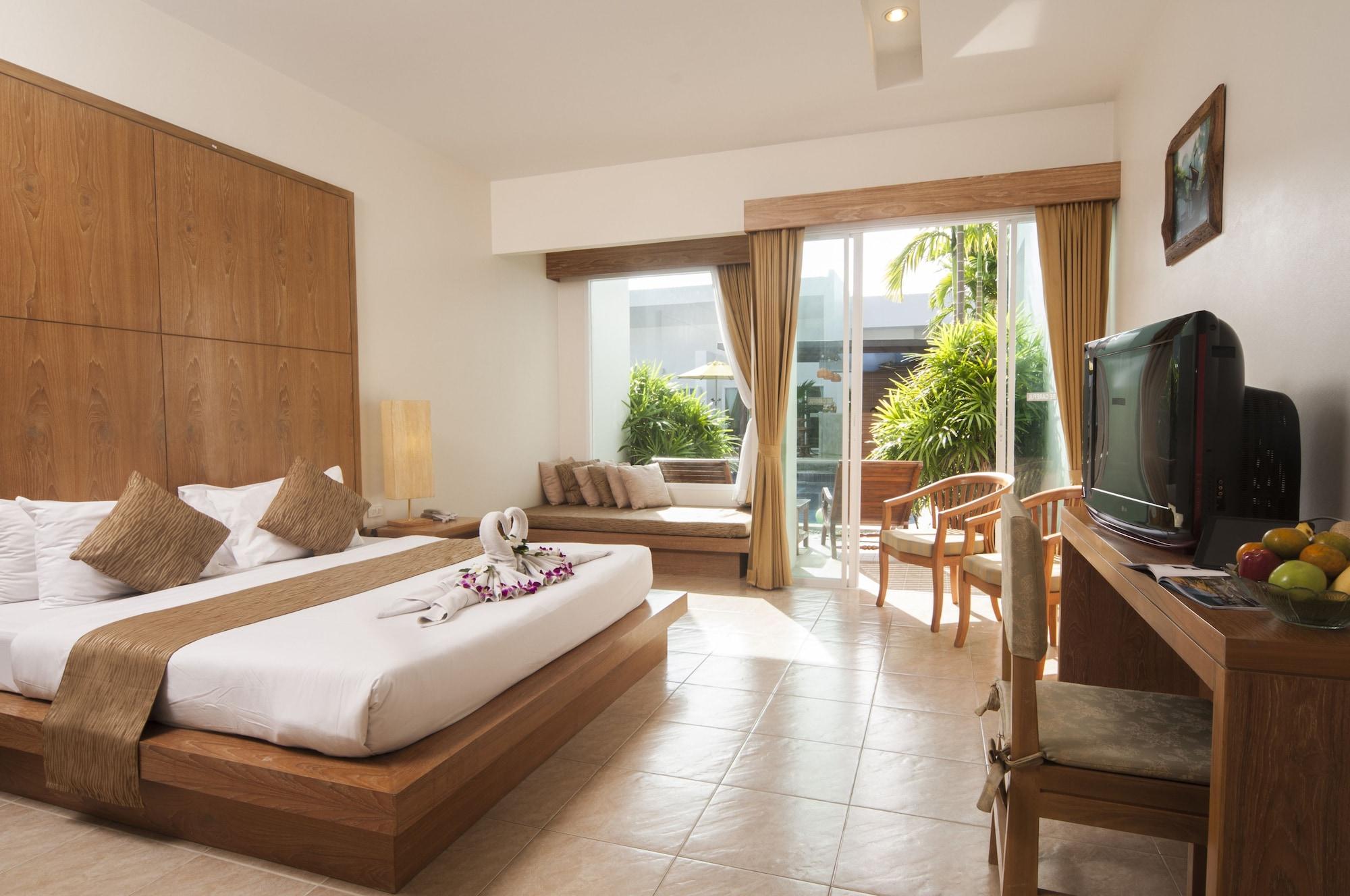 Resort Blu Pine & Pool Access - Sha Phuket