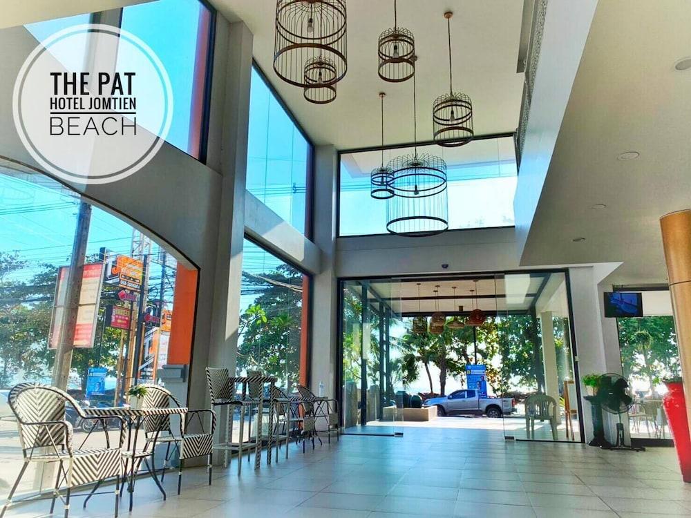 Hotel The Pat 5*