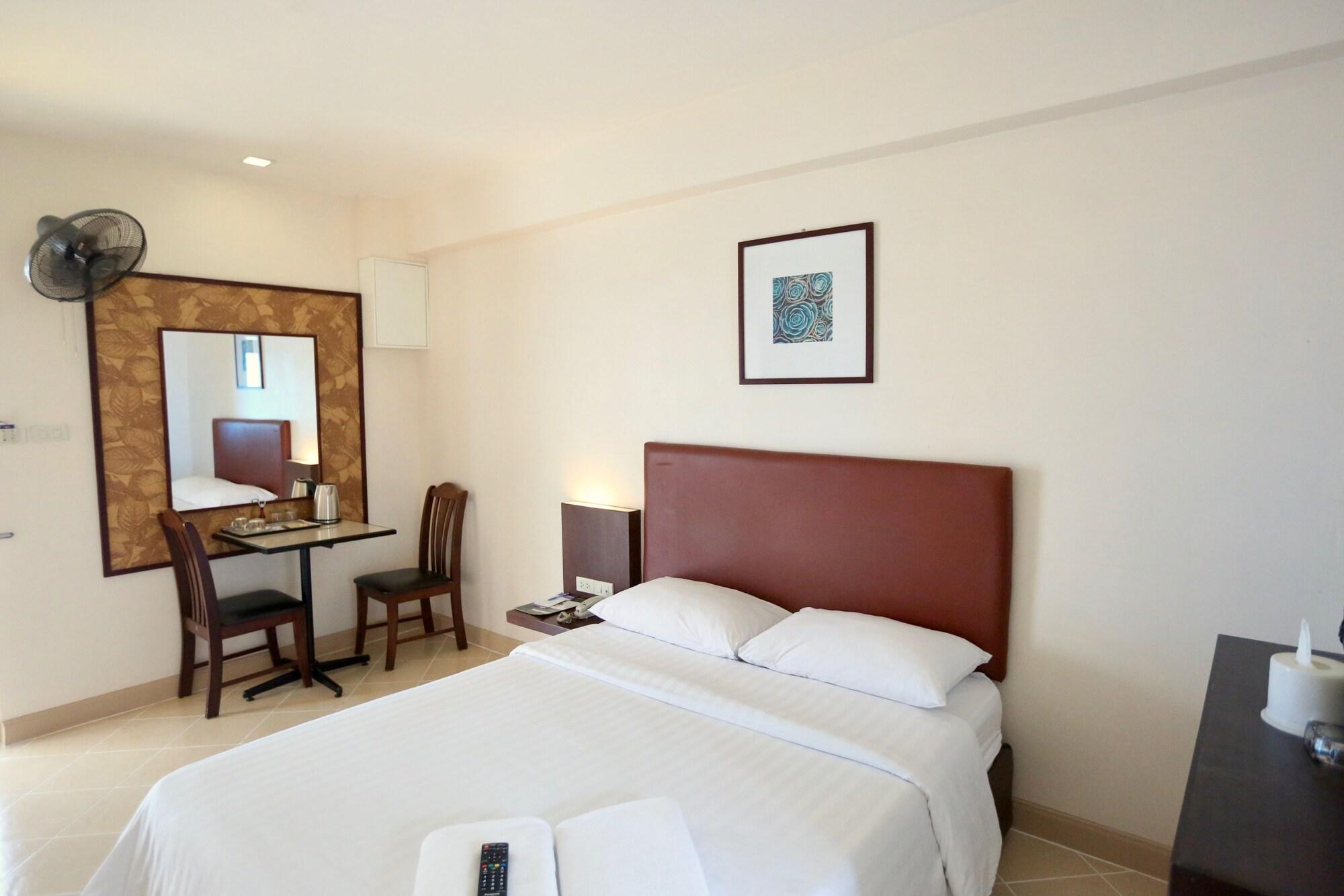 Synsiri 5 Navamin 96 Hotel *