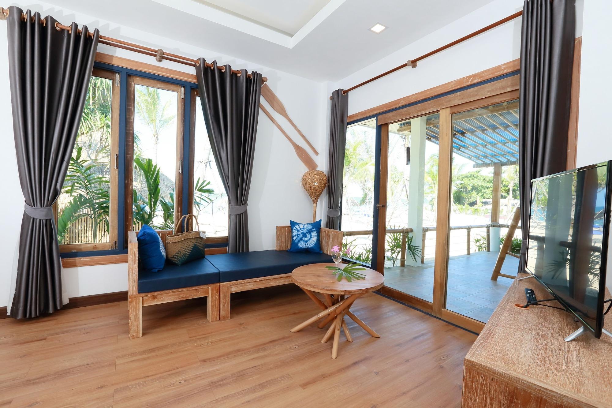Lanta Casa Blanca Hotel 4*