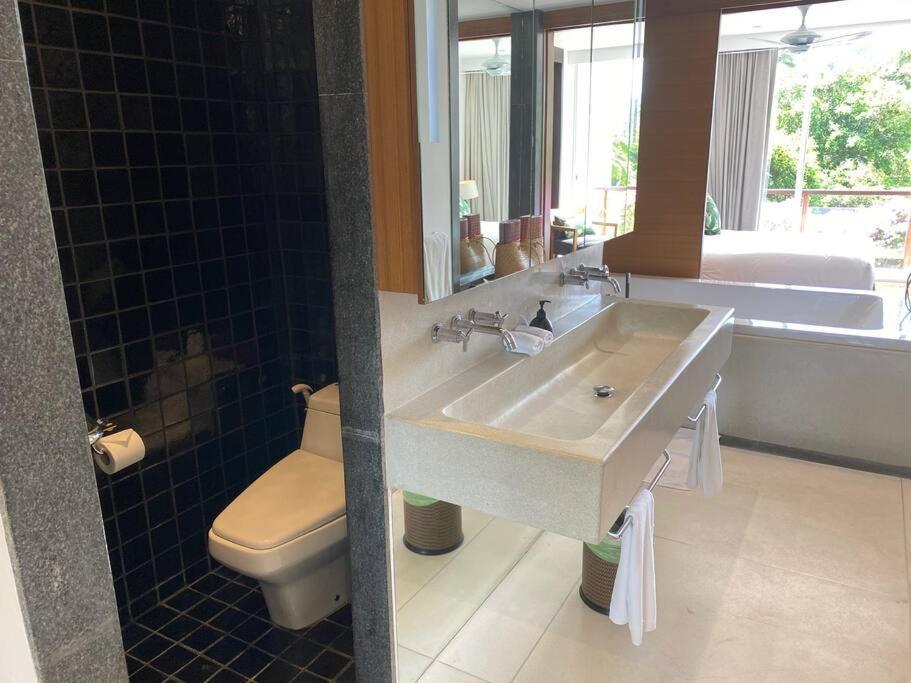 Beachfront 2 Bedroom Luxury Chava * Surin Beach (Phuket)