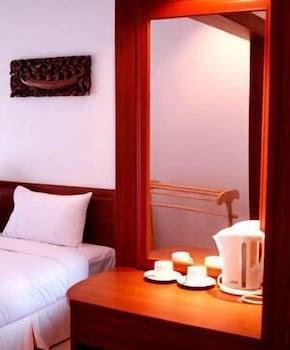 The Kib & Hotel Koh Kho Khao Island