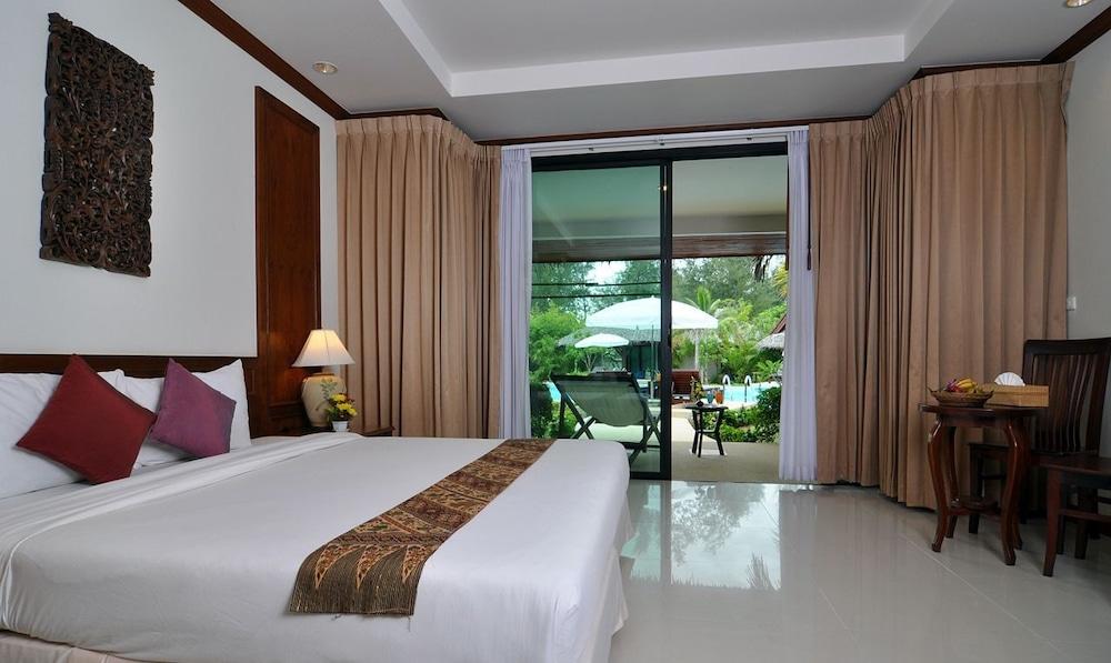 The Kib & Hotel Koh Kho Khao Island