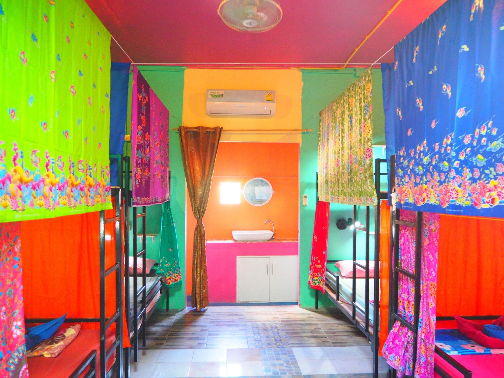 Resort Cha-ba & Art Gallery 3*