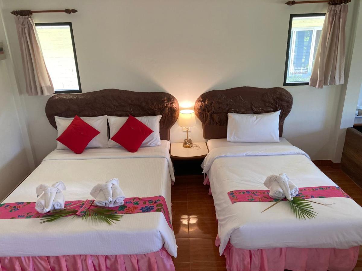 Lanta Village Hotel