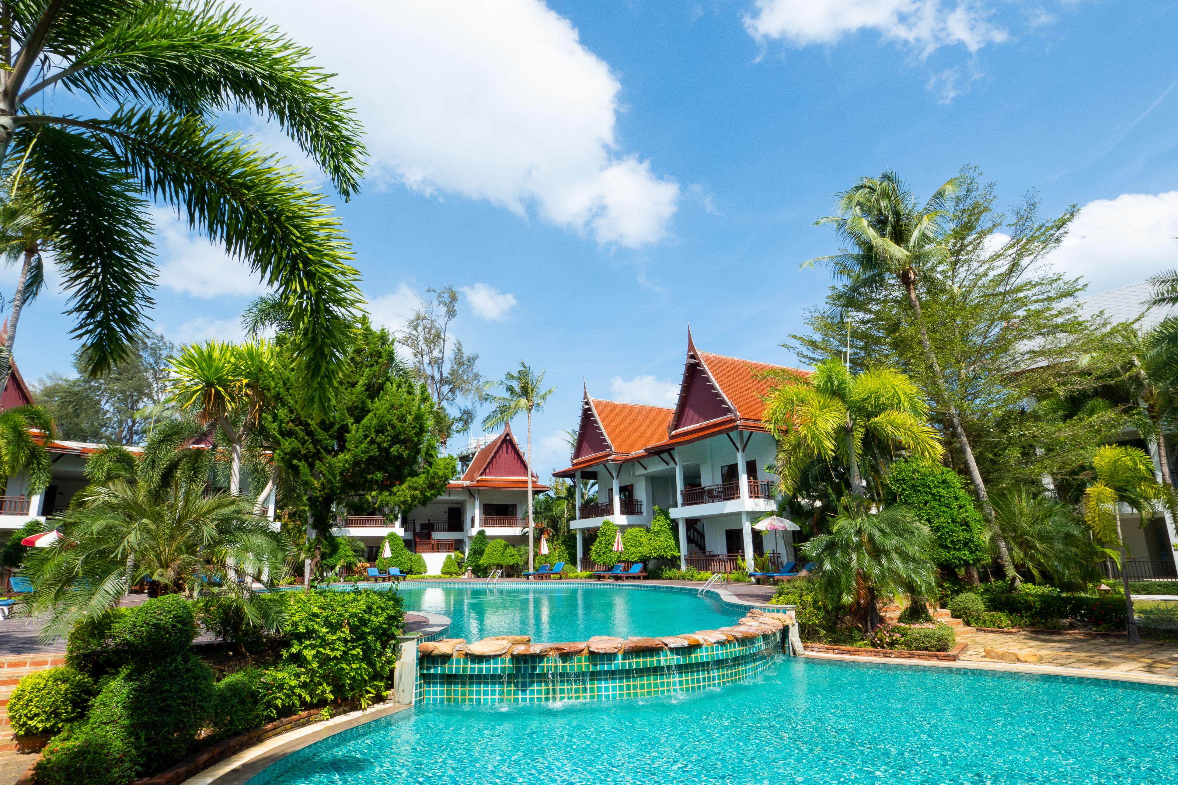 Royal Lanta & Resort