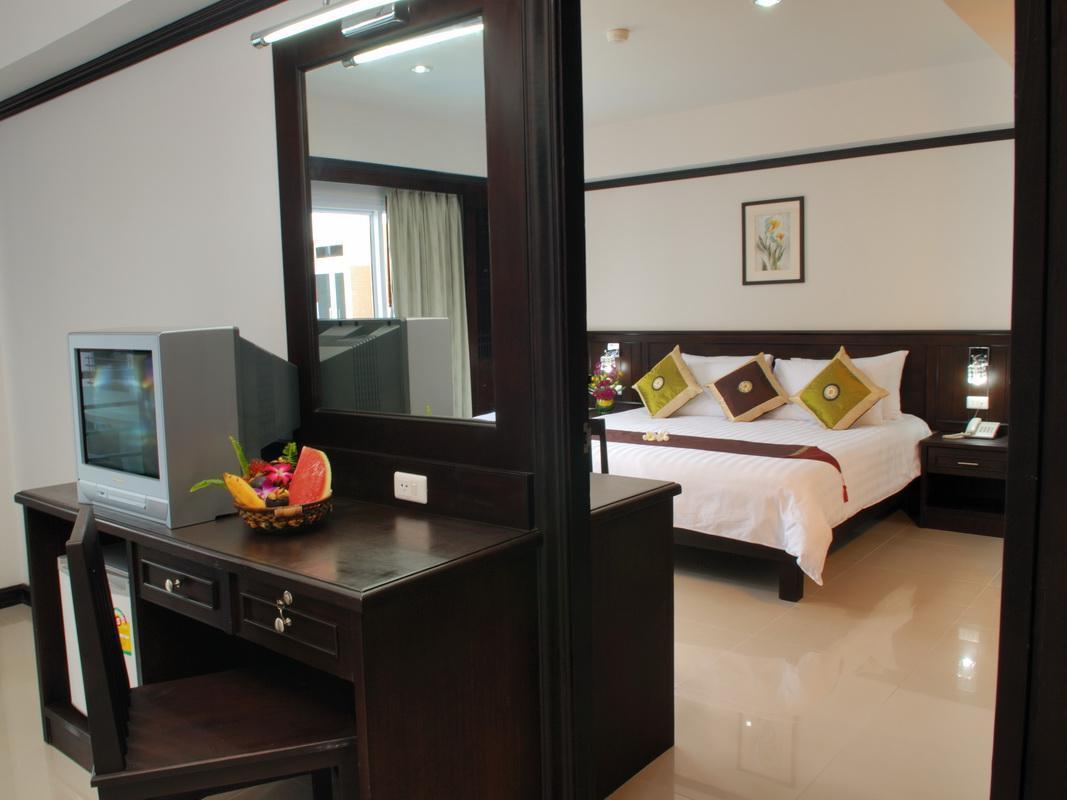 First Hotel Chaweng (Koh Samui)