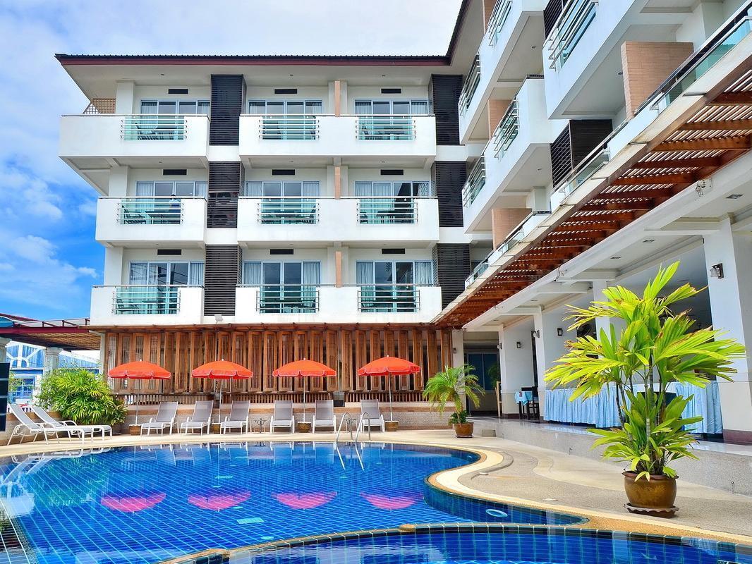 First Hotel 3*