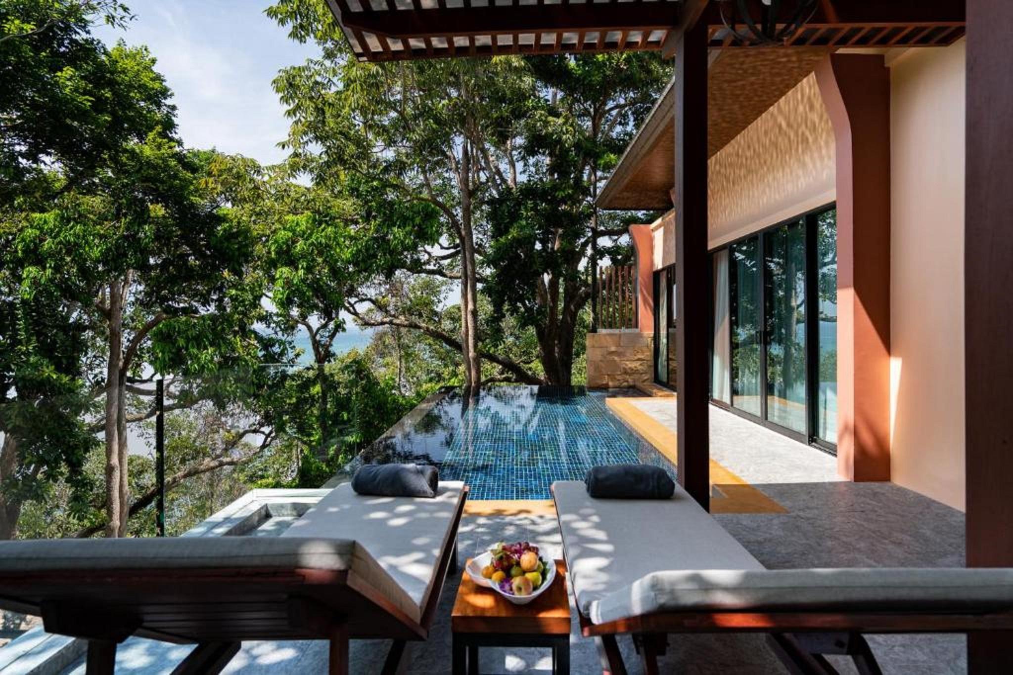 Avani Cliff Krabi Ao Nang
