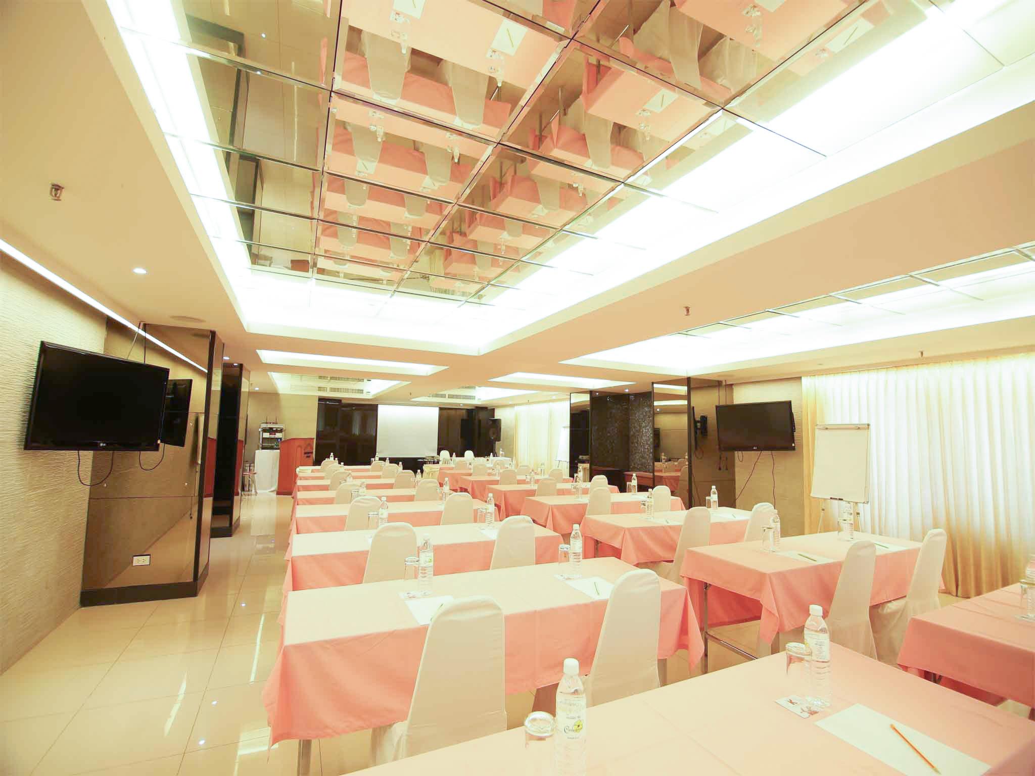 Convenient Park Hotel Banguecoque