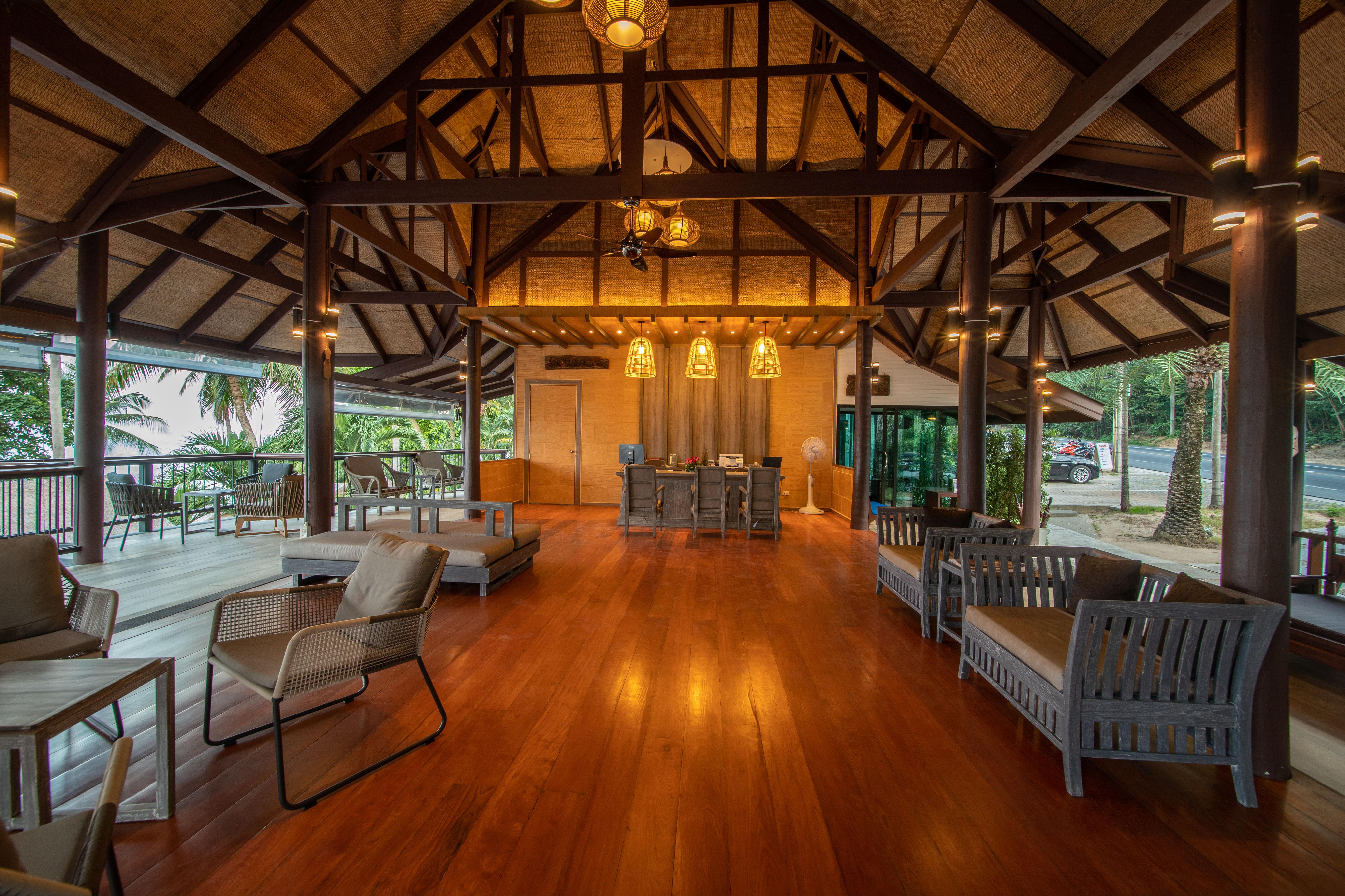 Coral Cliff Samui - Sha