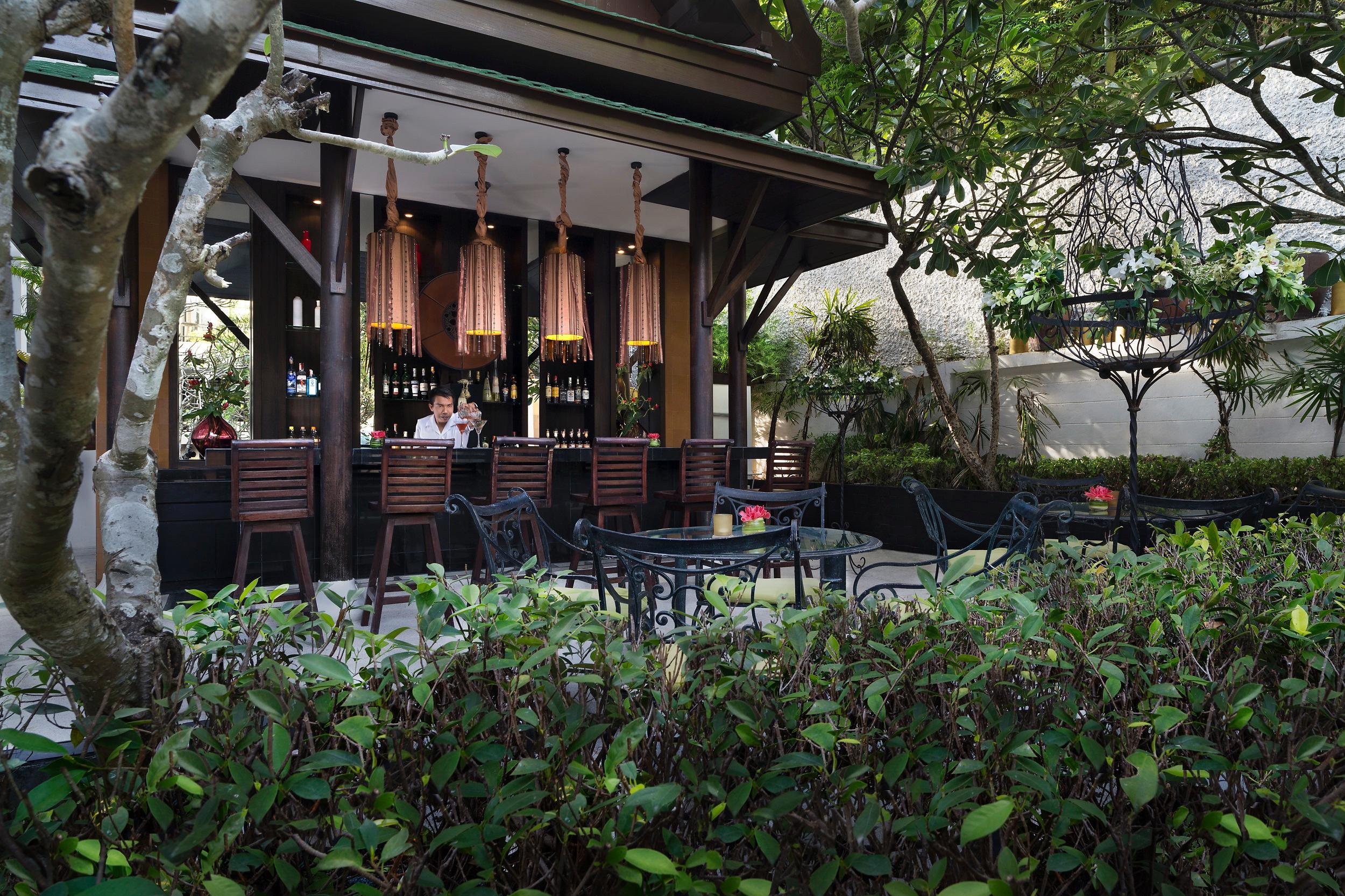 Outrigger - Sha Extra Surin Beach (Phuket)