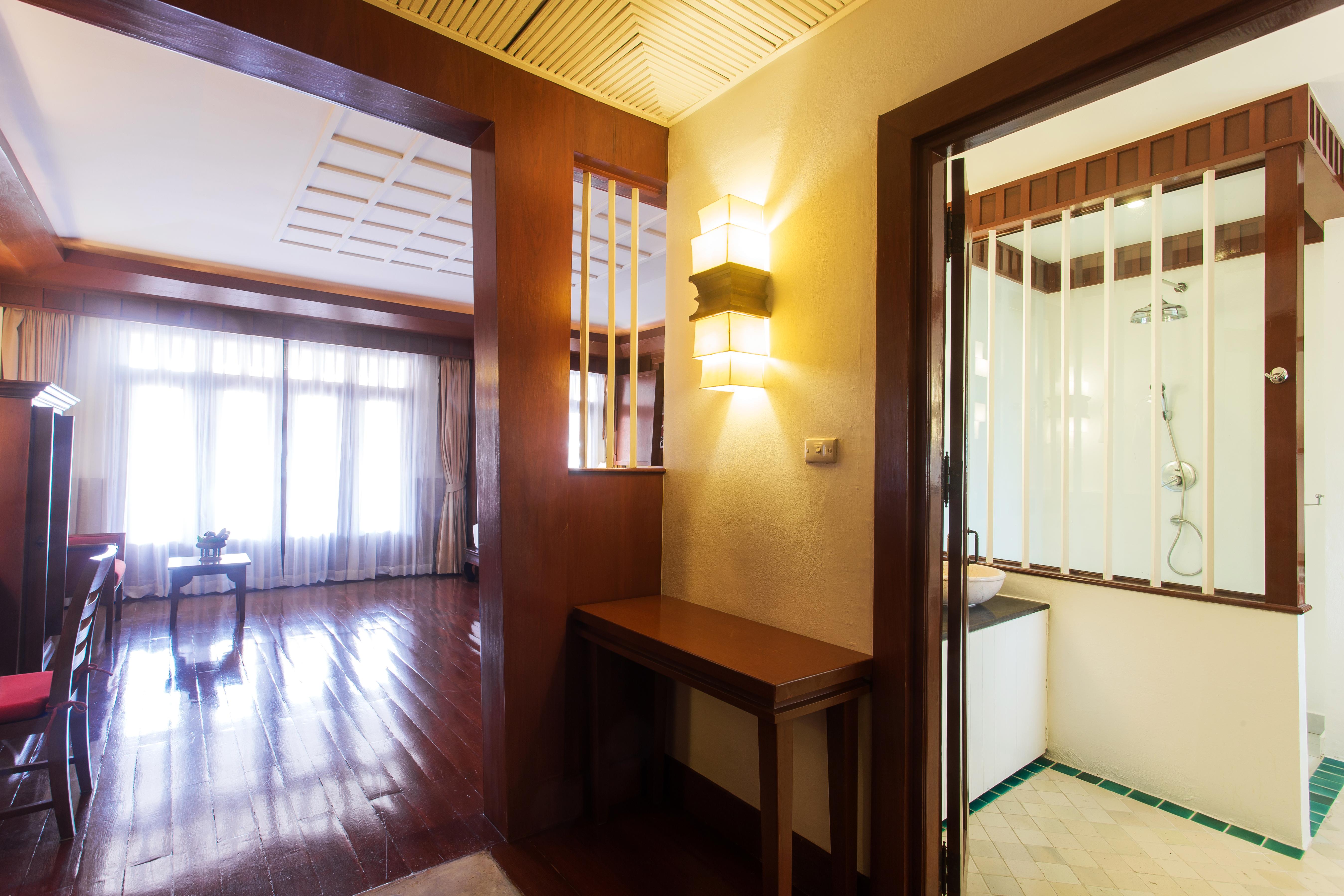 Resort Samui Buri 4*