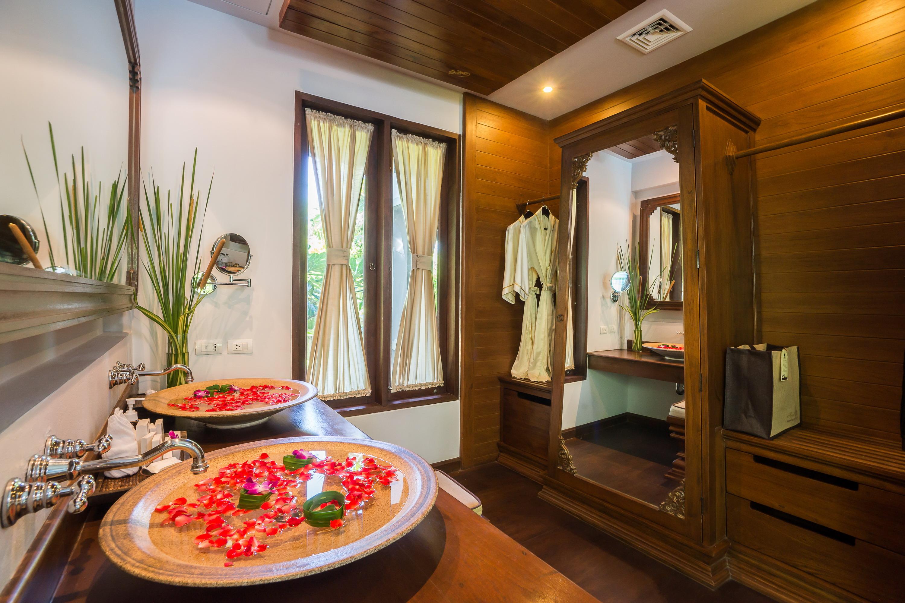 Royal Muang Samui - Sha Extra Choeng Mon