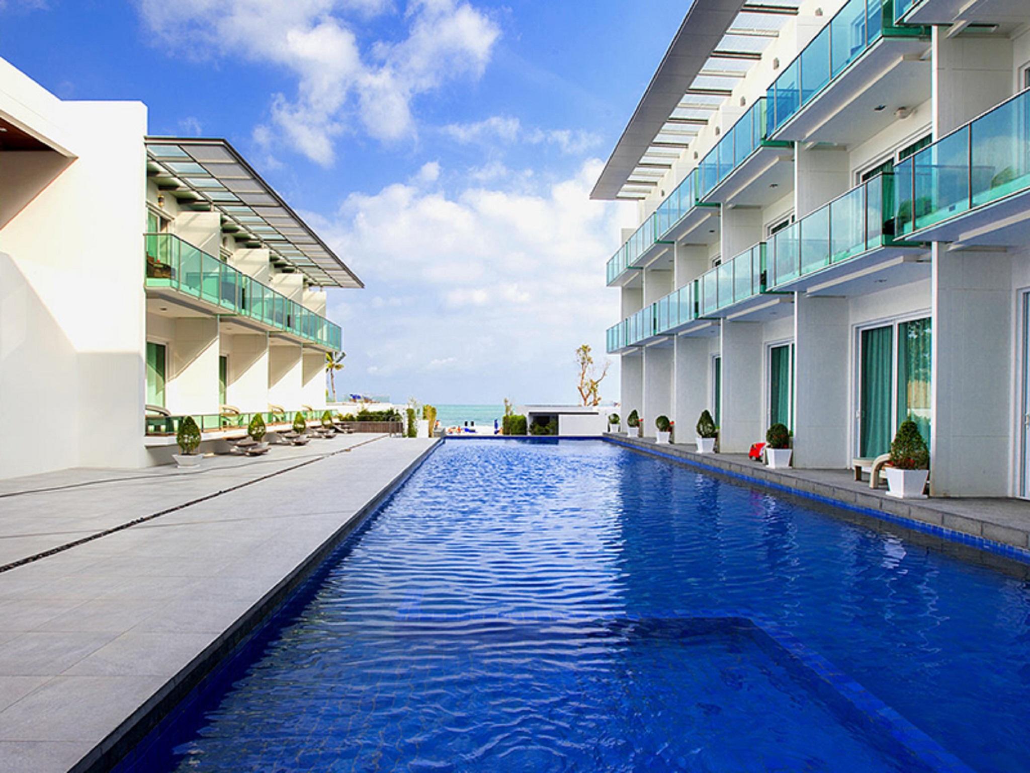 Hotel Kc Club & Pool 4*