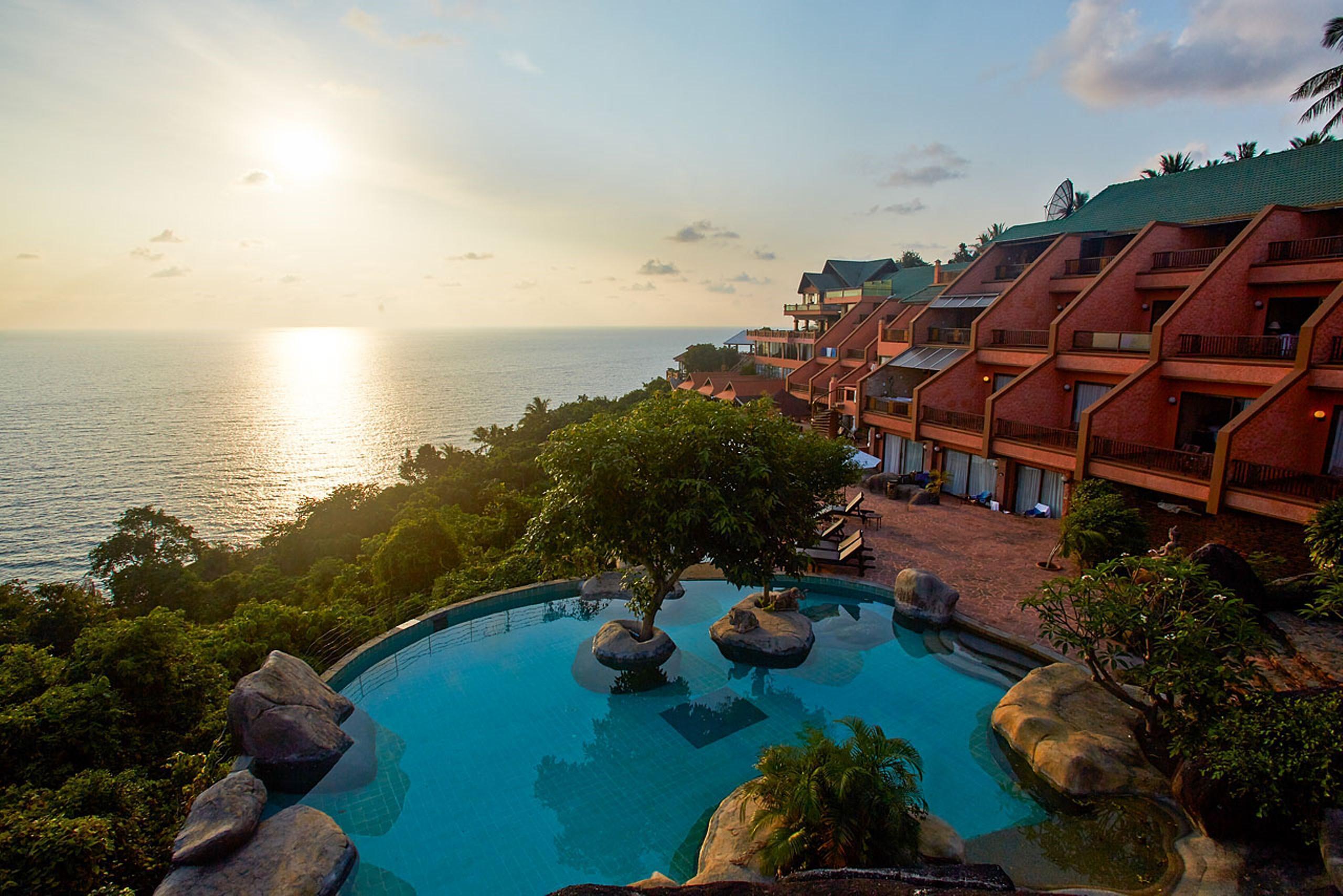 Resort Samui Bayview & - Sha 3*