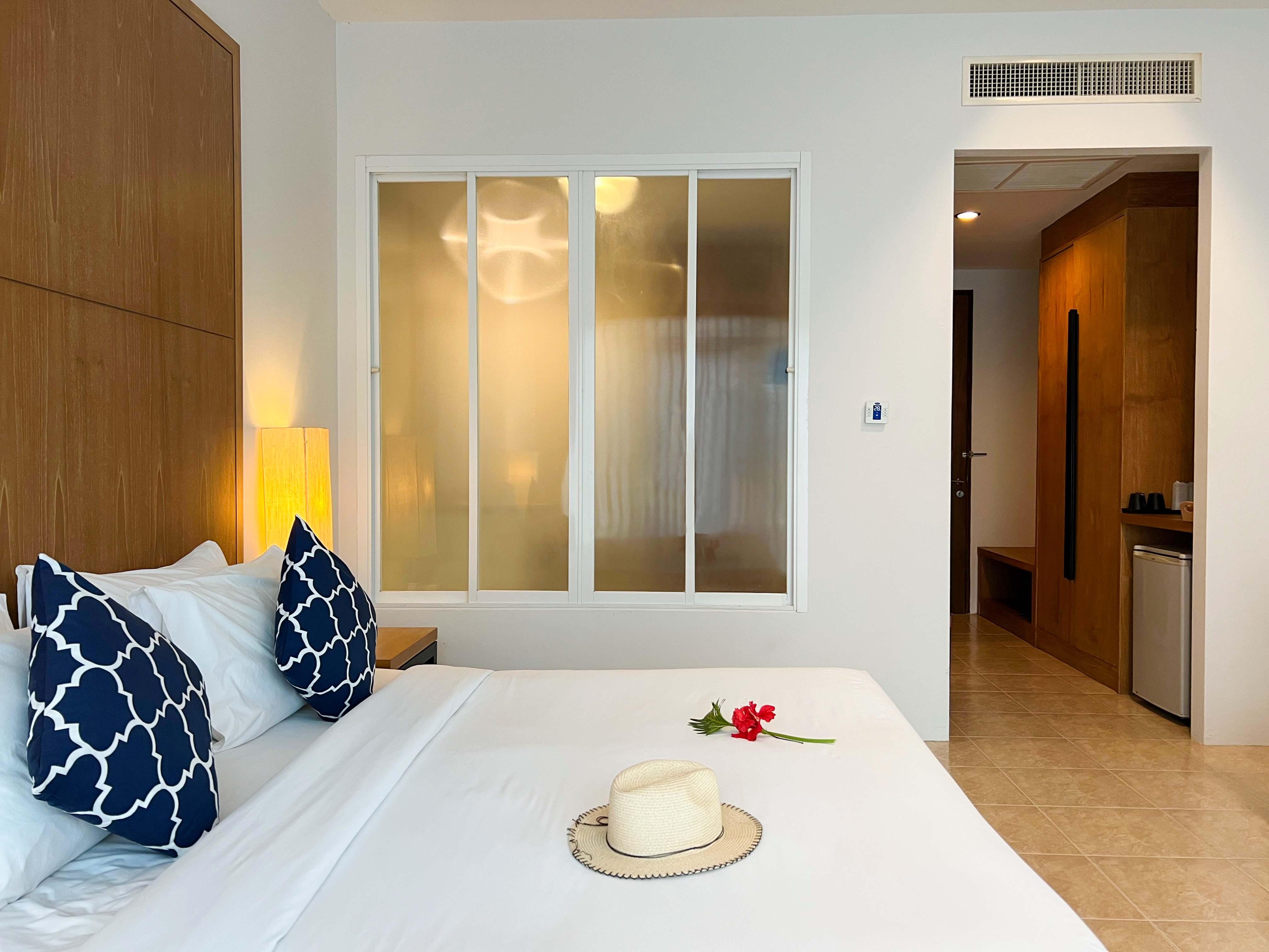 Blu Pine & Pool Access - Sha Resort Phuket