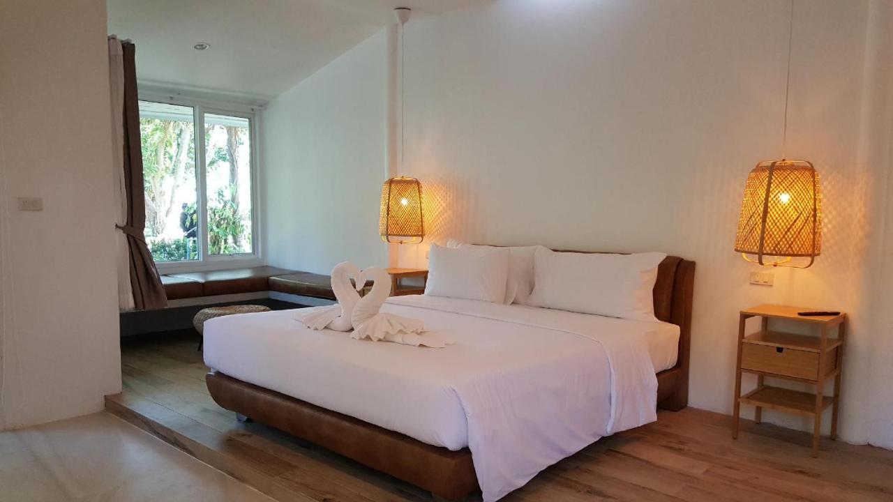 Resort Twin Bay