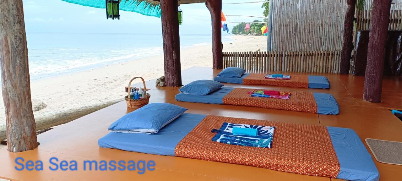 Sea Shell Resort *