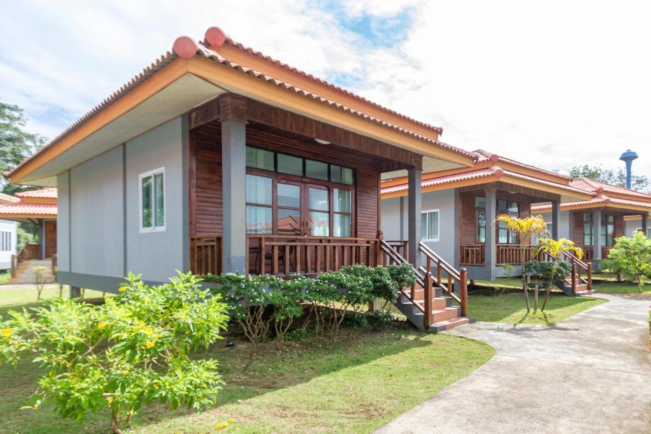 Lanta Lapaya 3*