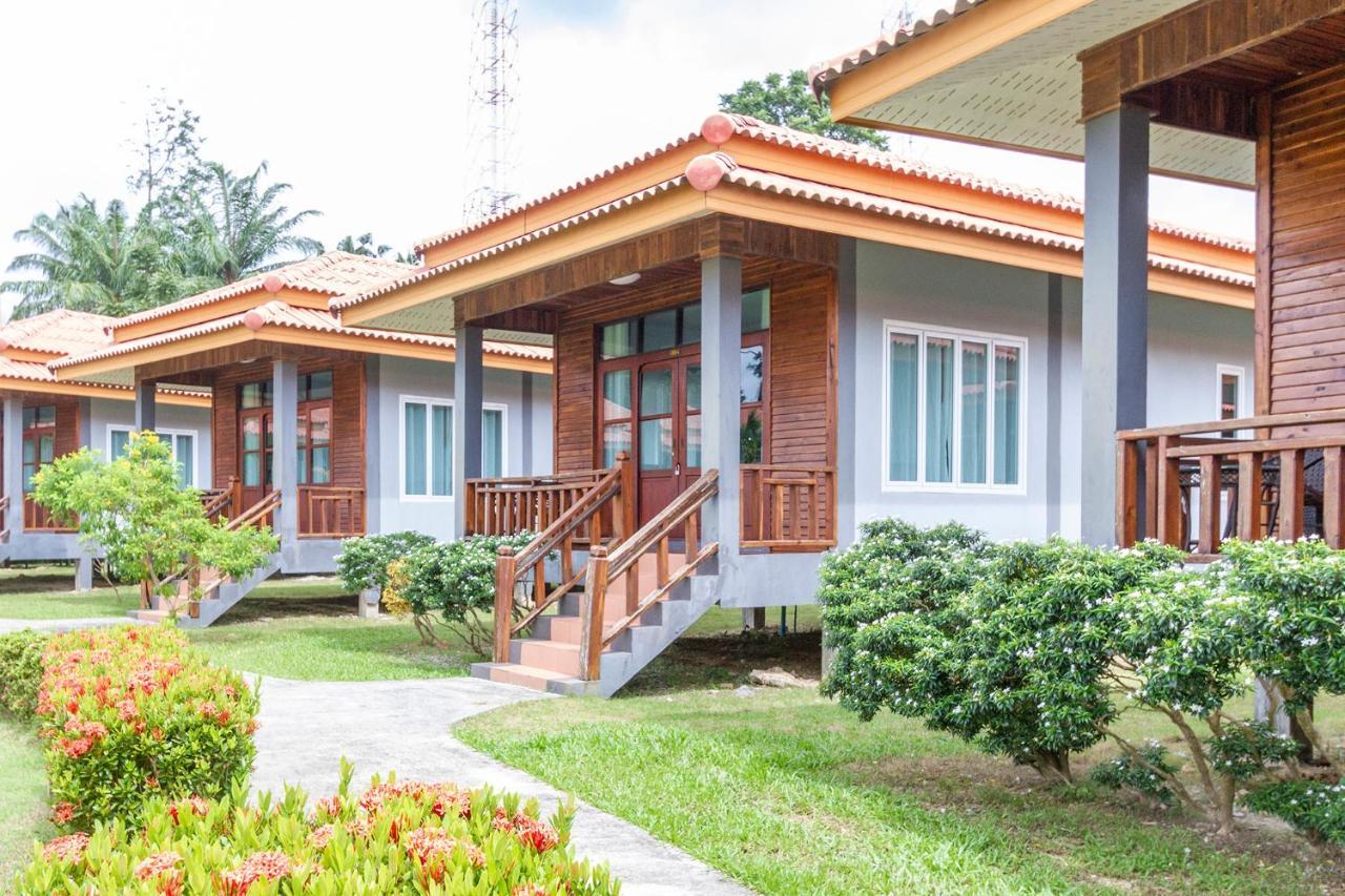 Lanta Lapaya Resort
