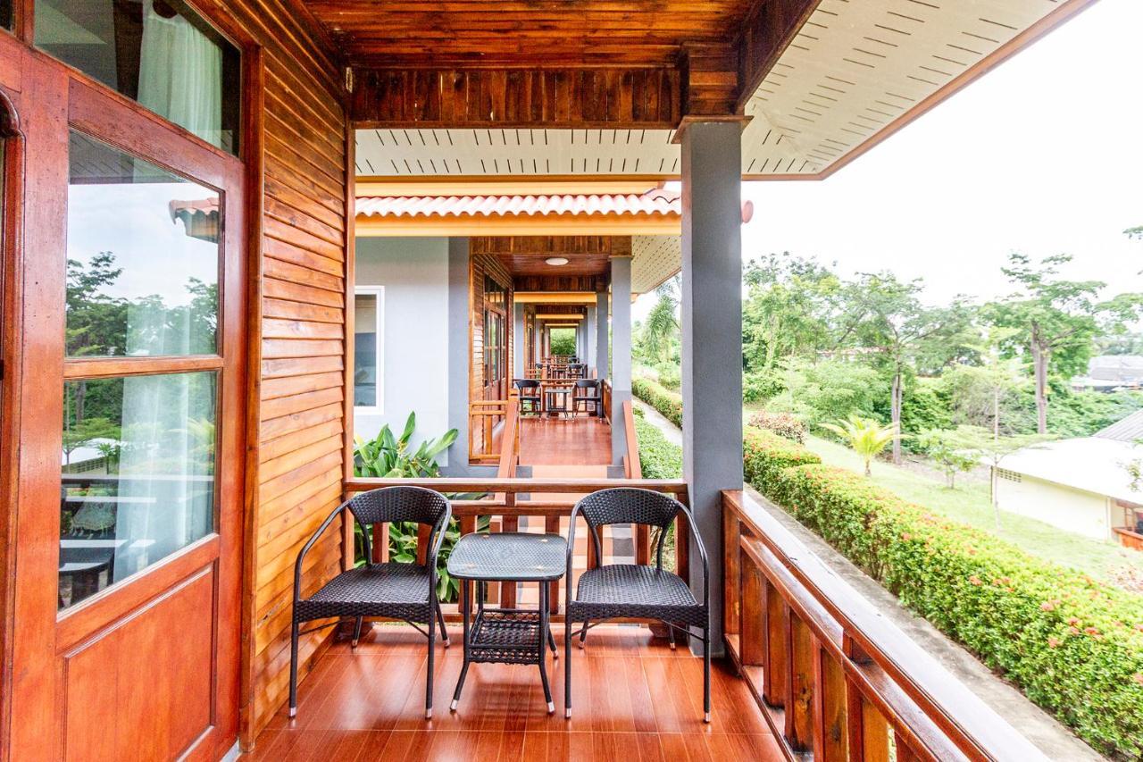 Lanta Lapaya 3*